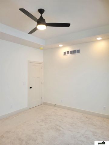 926 W El Alameda Street, Lincoln, NE 68523