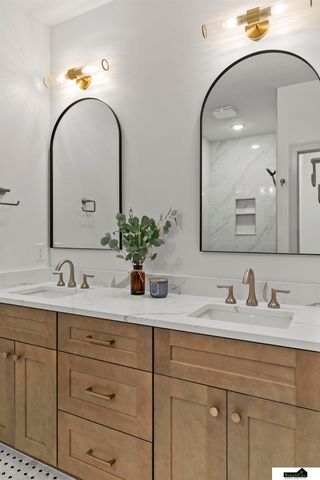 926 W El Alameda Street, Lincoln, NE 68523