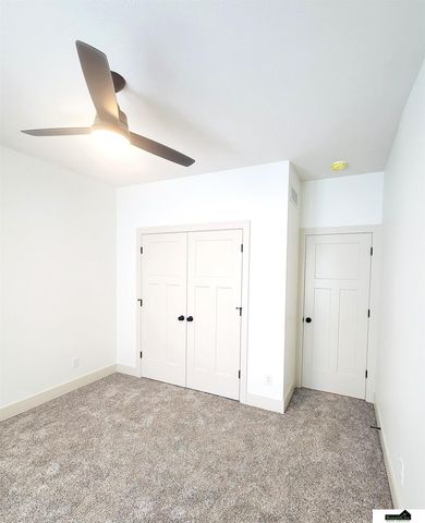 926 W El Alameda Street, Lincoln, NE 68523