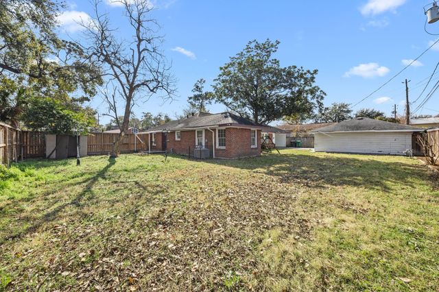 415 Woodard Street, Houston, TX 77009