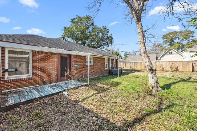 415 Woodard Street, Houston, TX 77009