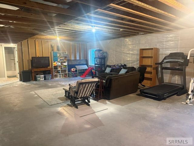 5038 Cassie Drive, Chubbuck, ID 83202