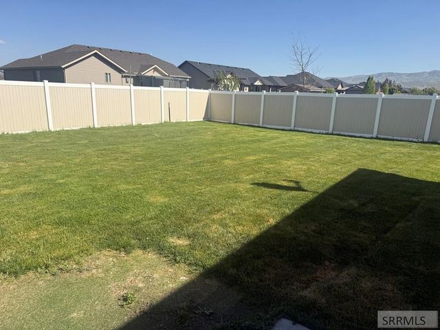 5038 Cassie Drive, Chubbuck, ID 83202