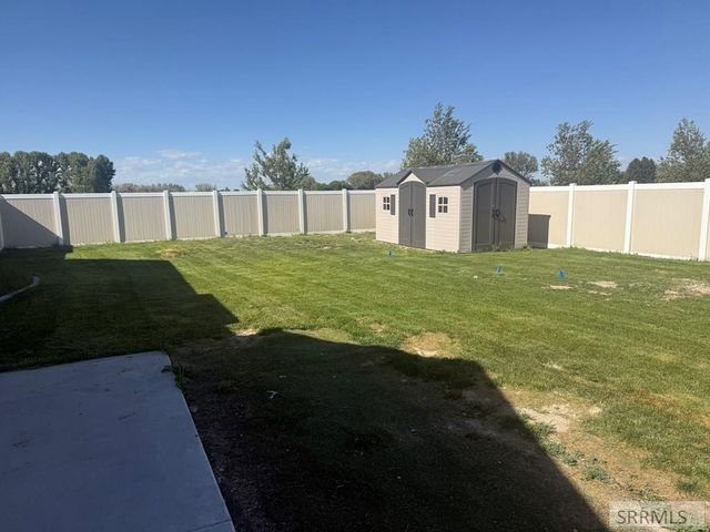 5038 Cassie Drive, Chubbuck, ID 83202