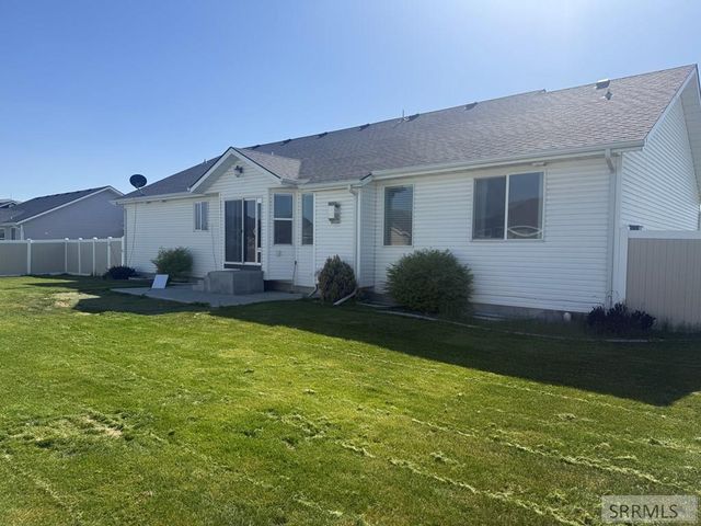 5038 Cassie Drive, Chubbuck, ID 83202
