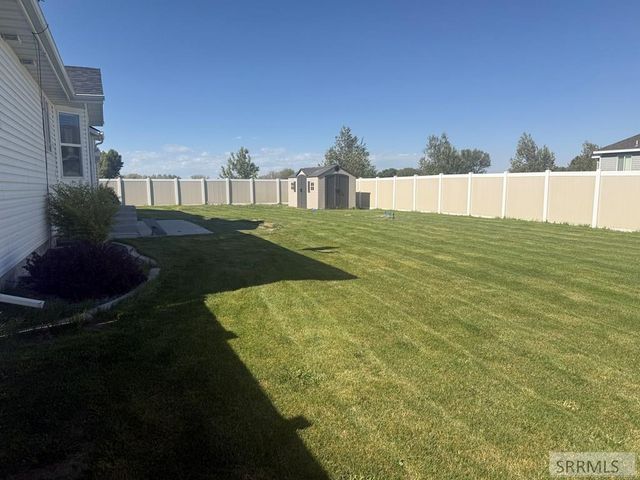 5038 Cassie Drive, Chubbuck, ID 83202