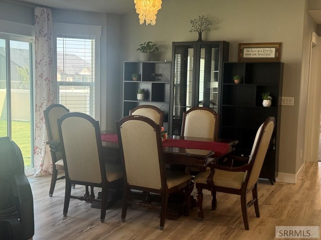 Image 12 of property listing at 5038 Cassie Drive, Chubbuck, ID 83202