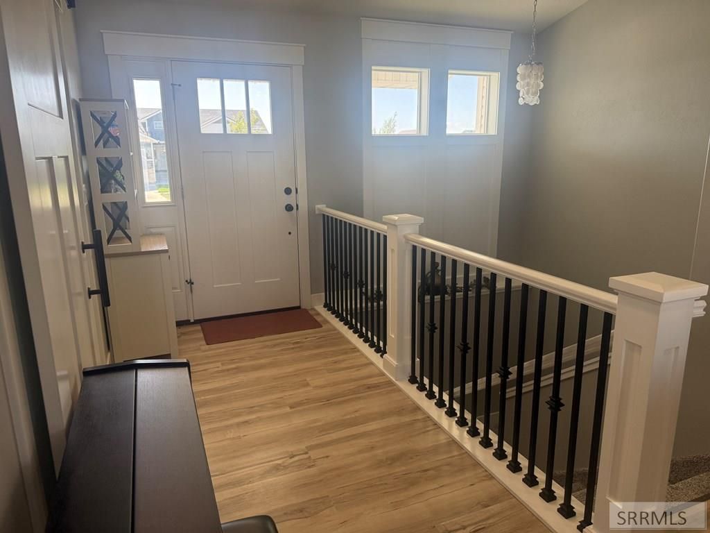 Image 5 of property listing at 5038 Cassie Drive, Chubbuck, ID 83202