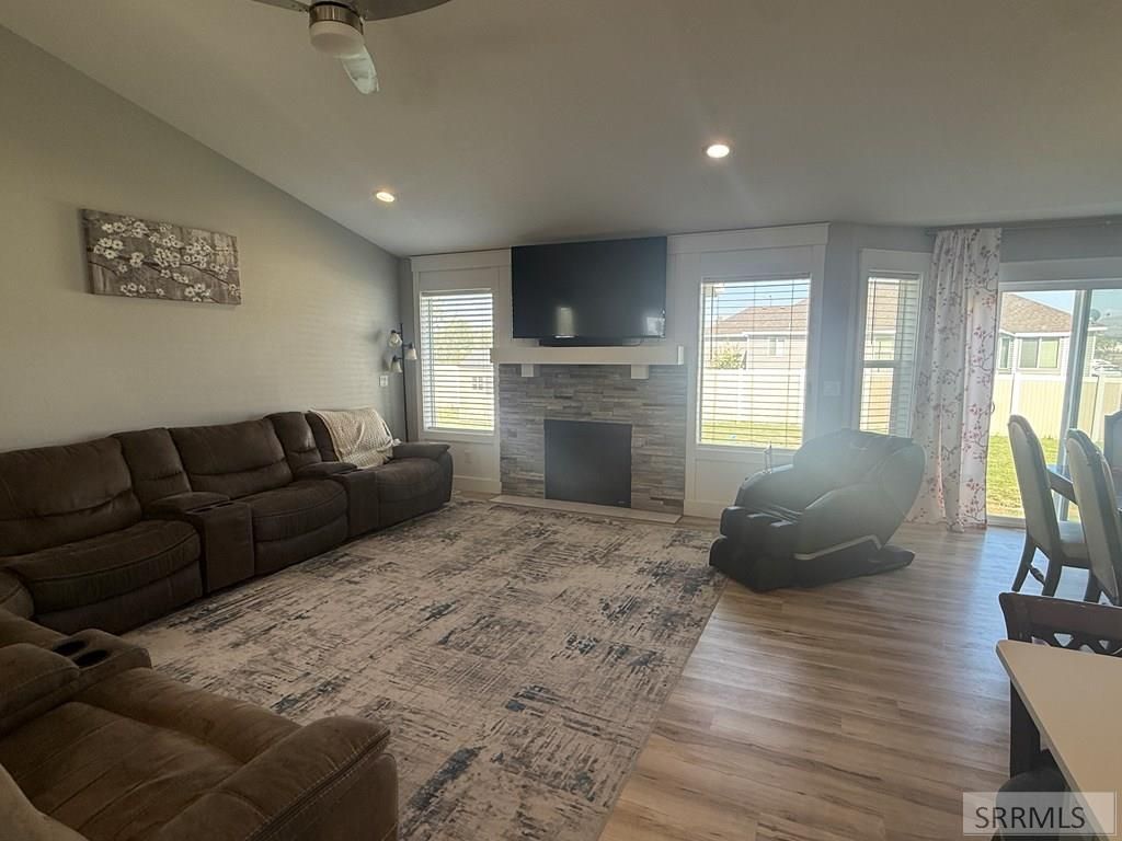Image 7 of property listing at 5038 Cassie Drive, Chubbuck, ID 83202