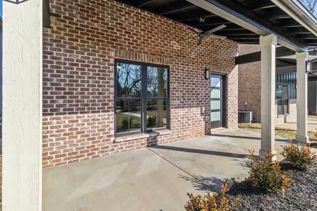 58 Holland Park West, Clarksville, TN 37043