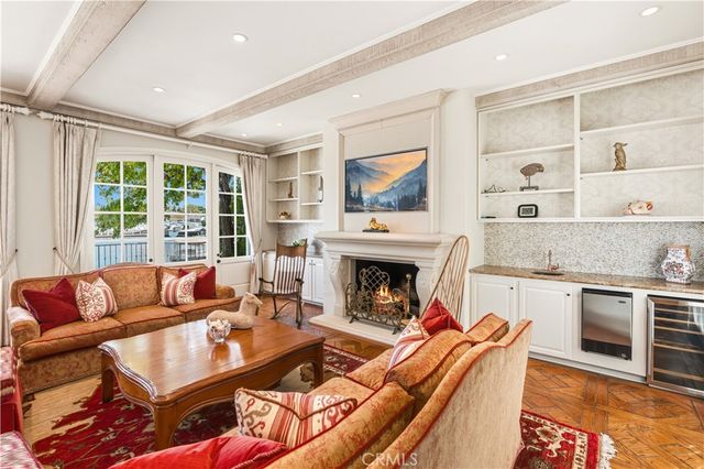 94 Linda Isle, Newport Beach, CA 92660