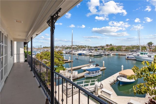 94 Linda Isle, Newport Beach, CA 92660