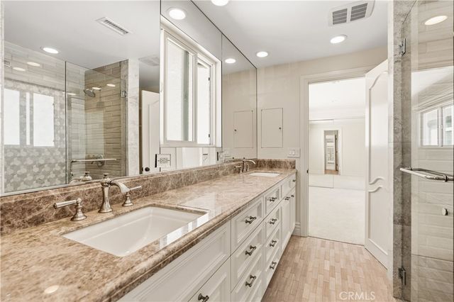 94 Linda Isle, Newport Beach, CA 92660