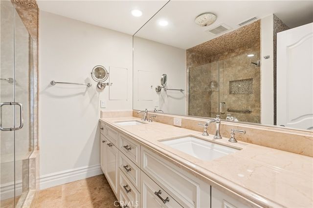 94 Linda Isle, Newport Beach, CA 92660