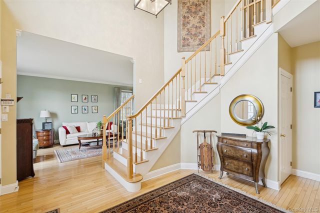 51 Cedar Drive, Tuxedo Park, NY 10987