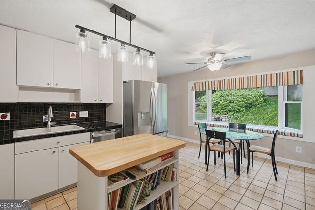 5139 Willow Point Parkway, Marietta, GA 30068