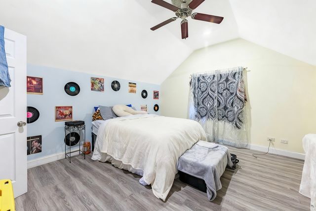 7412 S PHILLIPS Avenue, Chicago, IL 60649