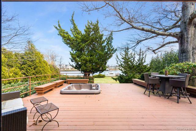 214 Cedar Avenue, Hewlett Bay Park, NY 11557