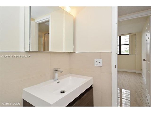 2049 S Ocean Dr 210, Hallandale Beach, FL 33009