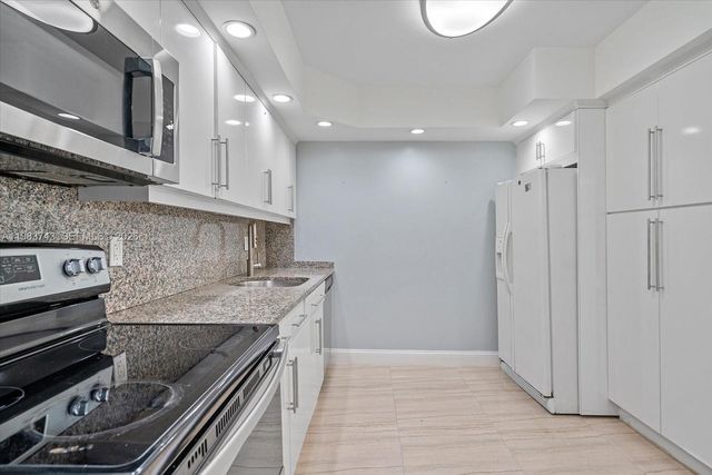 2049 S Ocean Dr 210, Hallandale Beach, FL 33009