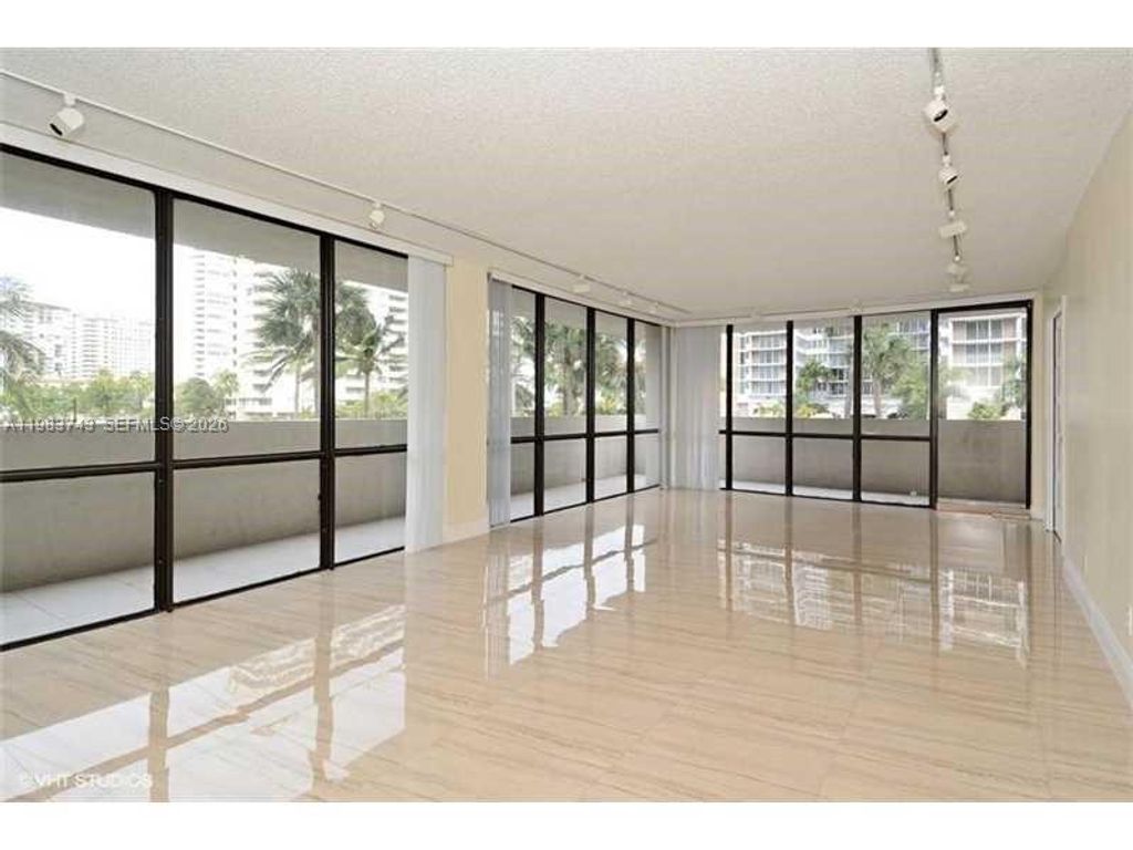2049 S Ocean Dr 210, Hallandale Beach, FL 33009