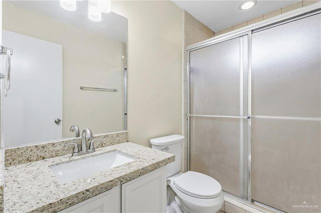 809 Alexandria Avenue, Mercedes, TX 78570