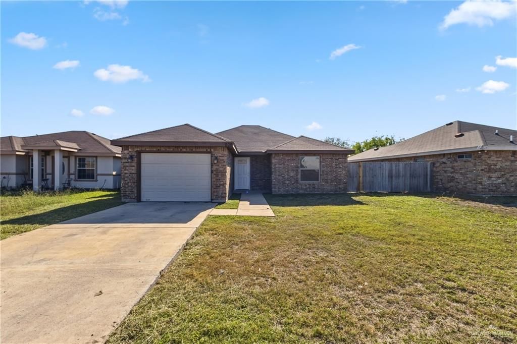 809 Alexandria Avenue, Mercedes, TX 78570