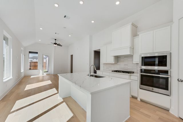 437 Firecrest Lane, Celina, TX 75009