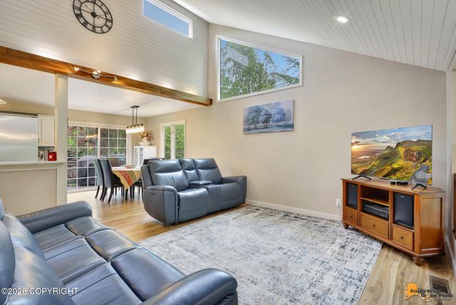 3601 Doroshin Avenue, Anchorage, AK 99516