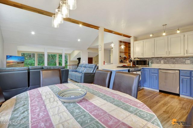 3601 Doroshin Avenue, Anchorage, AK 99516