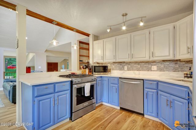 3601 Doroshin Avenue, Anchorage, AK 99516
