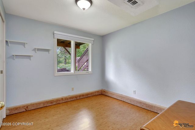 3601 Doroshin Avenue, Anchorage, AK 99516
