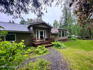 3601 Doroshin Avenue, Anchorage, AK 99516