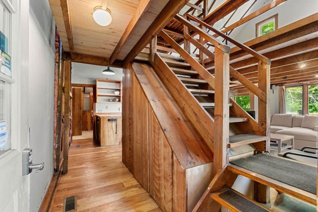139 Old Country Road, New Ipswich, NH 03071