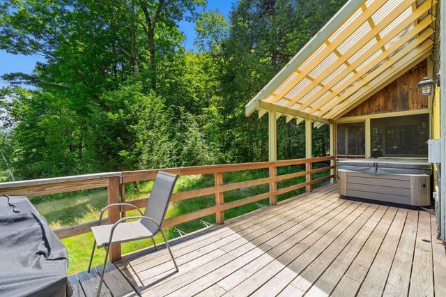 139 Old Country Road, New Ipswich, NH 03071