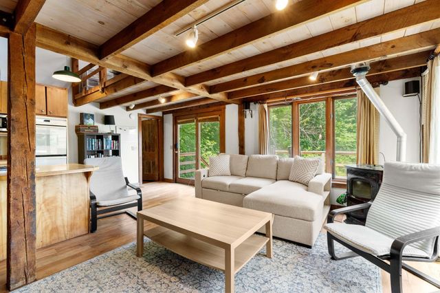 139 Old Country Road, New Ipswich, NH 03071