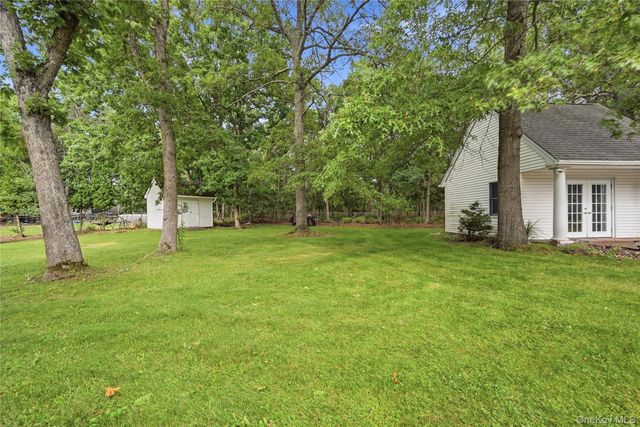 57 E Margin Road, Ridge, NY 11961