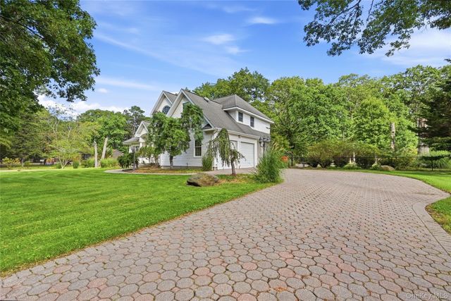 57 E Margin Road, Ridge, NY 11961