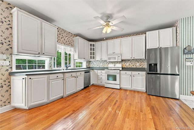 57 E Margin Road, Ridge, NY 11961