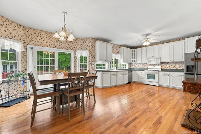 57 E Margin Road, Ridge, NY 11961