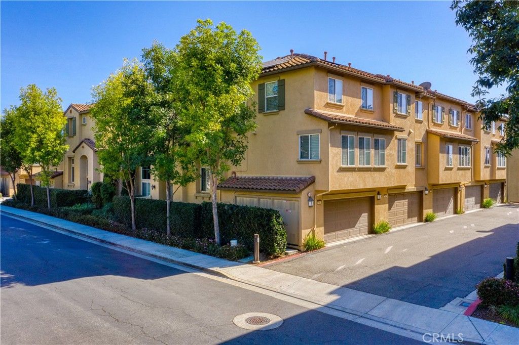 Image 1 of property listing at 506 W Linden, Orange, CA 92865