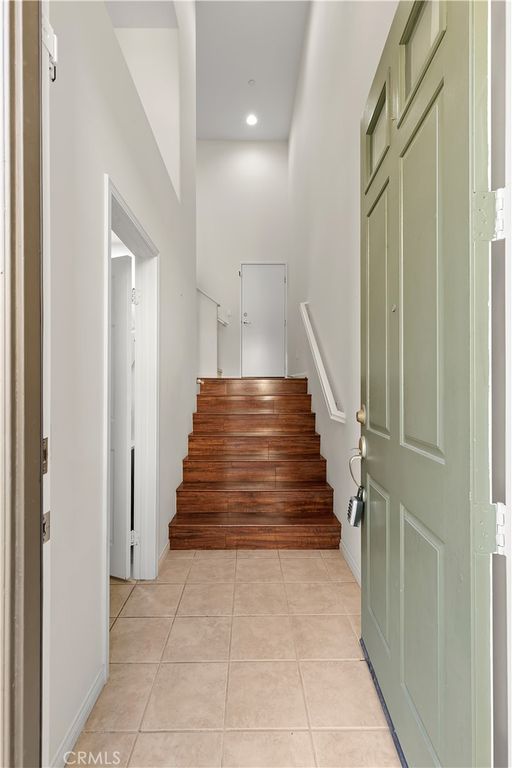 Image 2 of property listing at 506 W Linden, Orange, CA 92865
