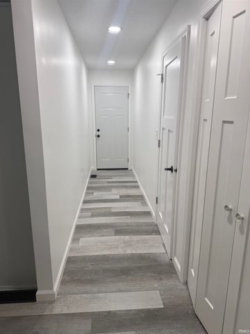 1208 N Mulberry Street, Hartford City, IN 47348