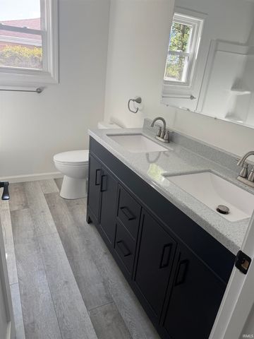 1208 N Mulberry Street, Hartford City, IN 47348