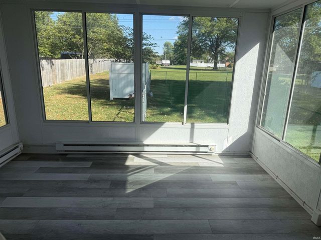 1208 N Mulberry Street, Hartford City, IN 47348