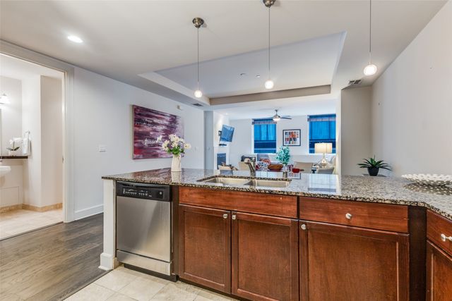 1505 Elm Street 204, Dallas, TX 75201