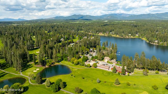 621 E Round Up CIR, Hayden, ID 83835