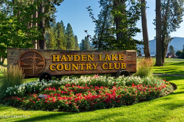 621 E Round Up CIR, Hayden, ID 83835