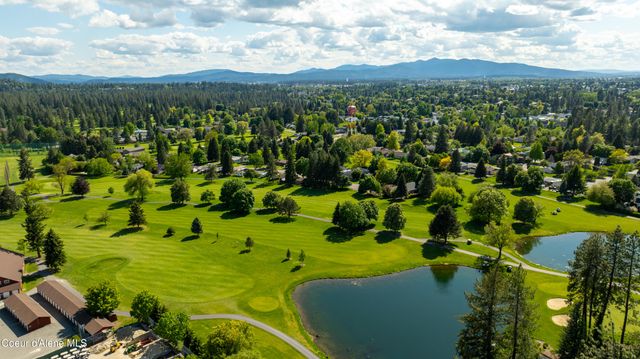 621 E Round Up CIR, Hayden, ID 83835