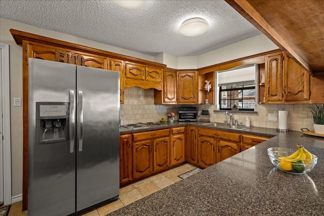 6003 Horne Drive, Greenville, TX 75402